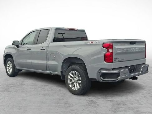 Used 2024 Chevrolet Silverado 1500 LT AWD/4WD image 4