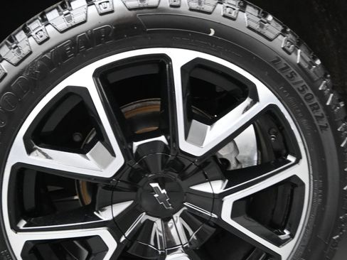 Used 2021 Chevrolet Tahoe RST AWD/4WD image 15