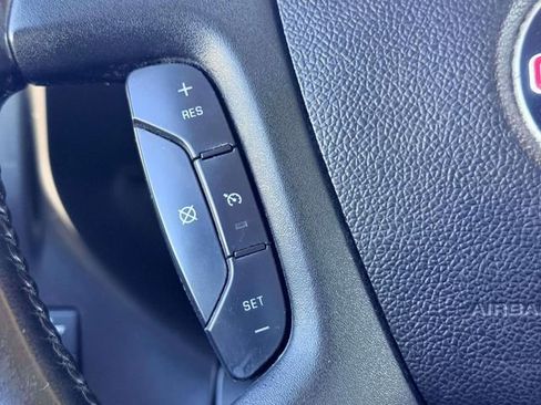 Used 2020 GMC Savana 3500 w/ Driver Convenience Package RWD image 18