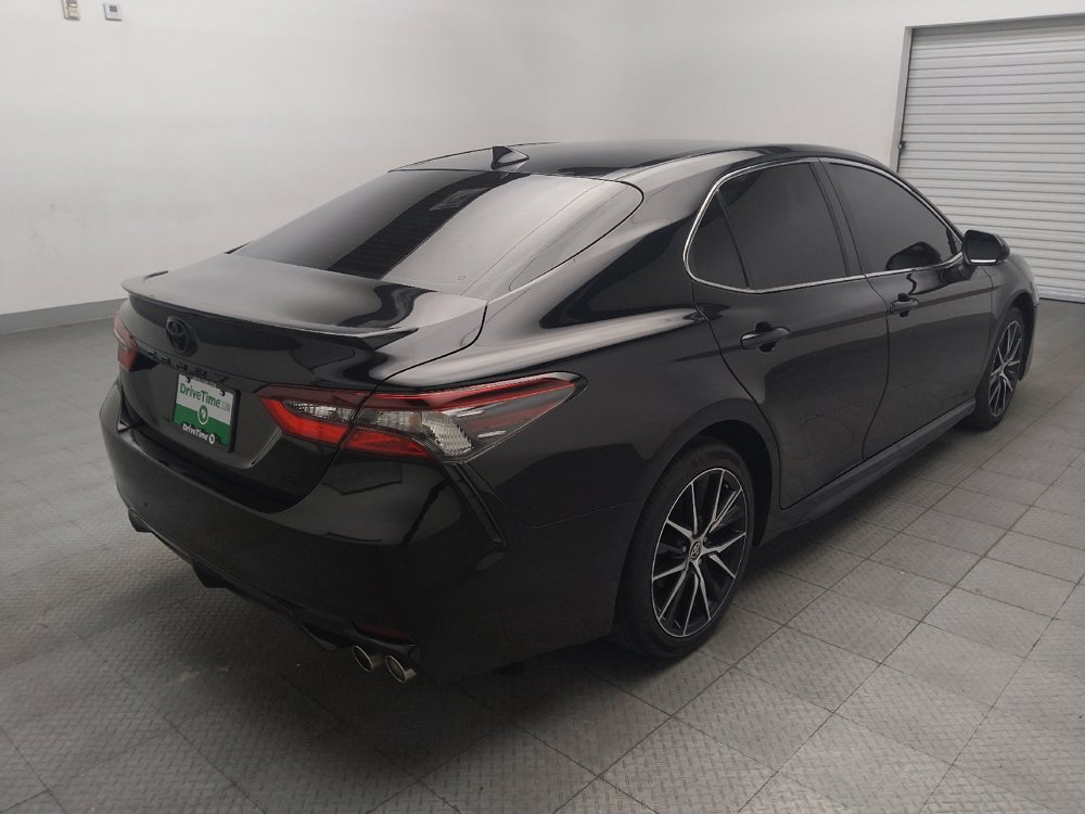 Used 2023 Toyota Camry SE FWD image 9