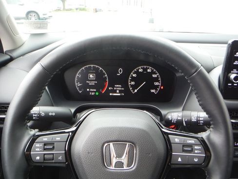 Certified 2025 Honda HR-V EX-L image 32
