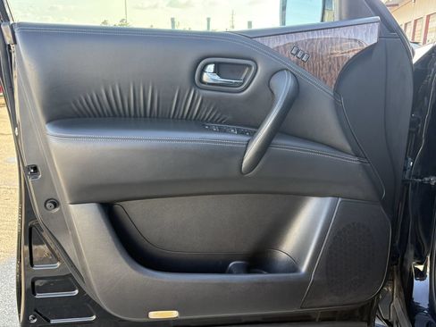 Used 2018 Nissan Armada SL w/ Moonroof Package RWD image 10