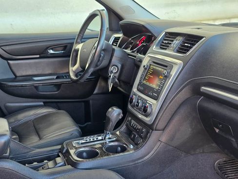 Used 2017 GMC Acadia Limited SLT image 19