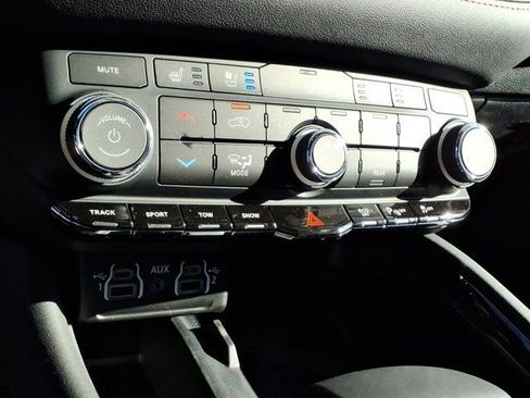 New 2026 Dodge Durango GT w/ Tow 'N Go Package AWD/4WD image 9