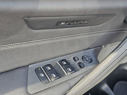 Used 2021 BMW 530i 530i Sedan image 14