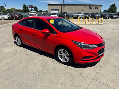 Certified 2018 Chevrolet Cruze LT w/ LT Fleet Convenience Package FWD image 35