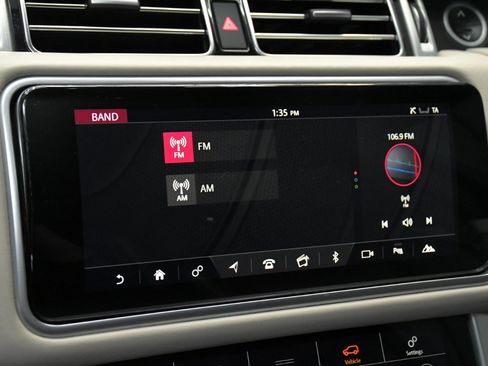 Used 2020 Land Rover Range Rover HSE image 45