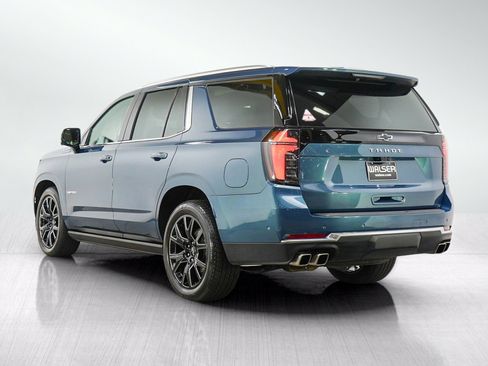 Used 2025 Chevrolet Tahoe High Country AWD/4WD image 3