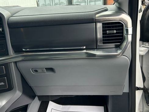 Used 2022 Ford F150 Lariat w/ Equipment Group 502A High image 47