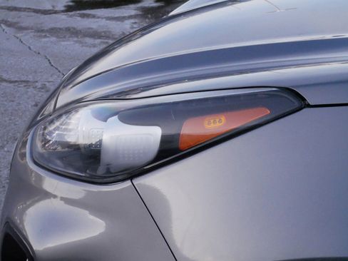 Used 2017 Kia Sportage LX w/ LX Popular Package image 16