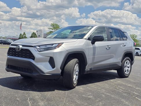 Certified 2024 Toyota RAV4 LE AWD/4WD image 9