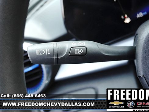 Used 2026 Chevrolet Trax LT FWD image 23