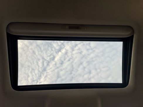 Used 2016 INFINITI Q50 Premium image 20