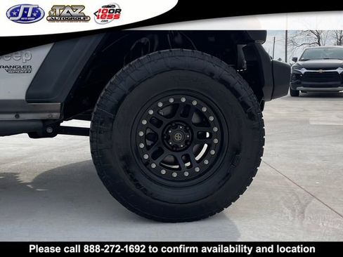 Used 2018 Jeep Wrangler Unlimited Sport S image 9