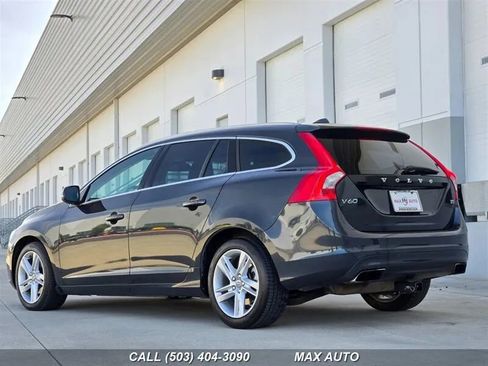 Used 2015 Volvo V60 T5 Premier image 6