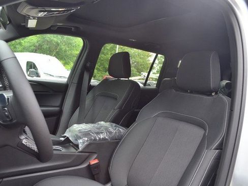 New 2025 Jeep Grand Cherokee L Laredo w/ Luxury Tech Group I image 15