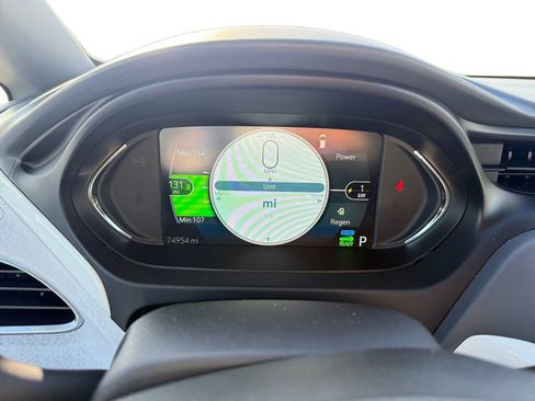 Used 2019 Chevrolet Bolt Premier w/ Infotainment Package image 14