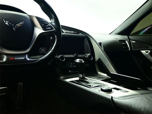 Used 2015 Chevrolet Corvette Z06 w/ 2LZ Preferred Equipment Group image 14