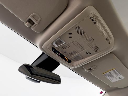 Used 2022 Cadillac XT6 Premium Luxury image 32