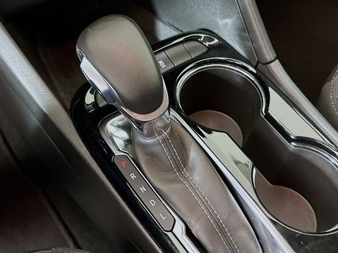 Used 2025 Buick Encore GX Preferred image 24