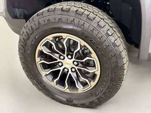 Used 2022 Chevrolet Colorado ZR2 AWD/4WD image 31