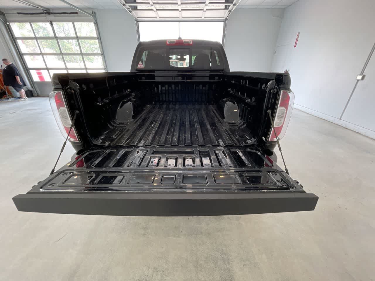 Used 2022 GMC Canyon AT4 w/ Trailering Package AWD/4WD image 23
