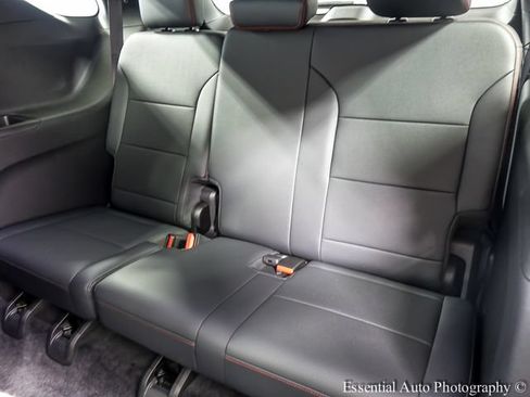 Used 2024 Chevrolet Traverse RS w/ LPO, Floor Liner Package AWD/4WD image 13