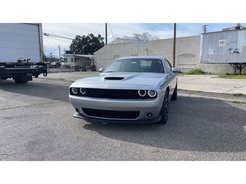 Used 2023 Dodge Challenger R/T w/ Plus Package image 6