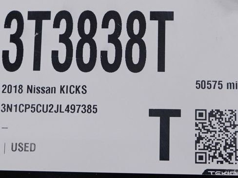 Used 2018 Nissan Kicks S image 29
