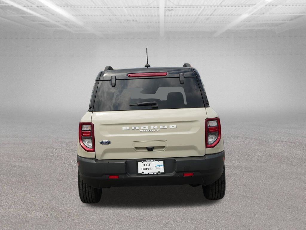 Used 2024 Ford Bronco Sport Outer Banks AWD/4WD image 8