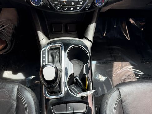 Used 2016 Chevrolet Cruze Premier w/ Enhanced Convenience Package FWD image 16