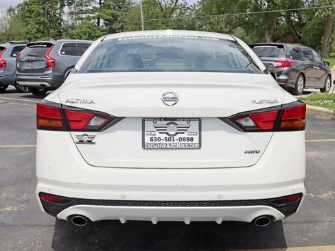 Used 2019 Nissan Altima 2.5 Platinum AWD/4WD image 16