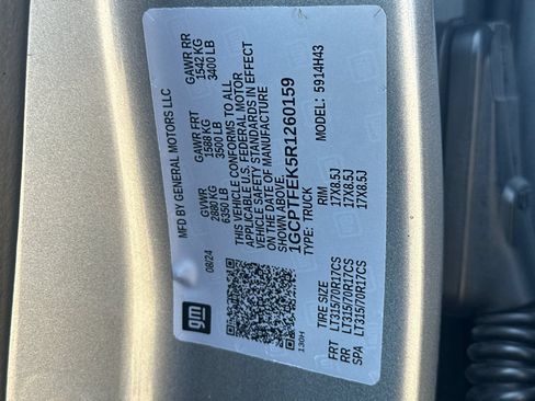Used 2024 Chevrolet Colorado ZR2 w/ ZR2 Bison Edition AWD/4WD image 33