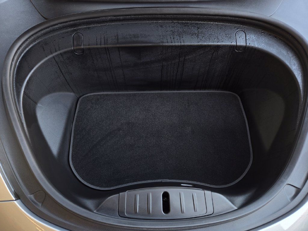 Used 2018 Tesla Model 3 Long Range RWD image 25