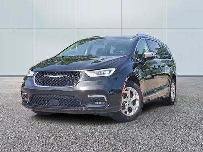 Used 2021 Chrysler Pacifica Limited