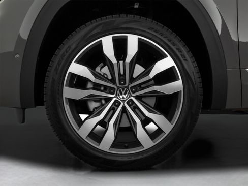 Used 2021 Volkswagen Atlas Cross Sport SE w/ Panoramic Sunroof Package FWD image 50