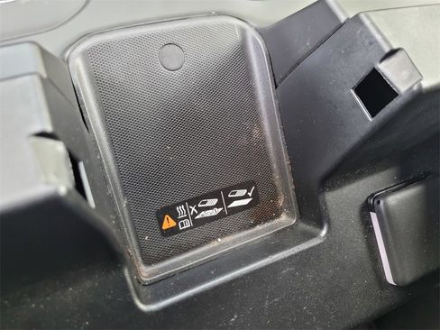 Used 2024 GMC Sierra 2500 AT4 image 28