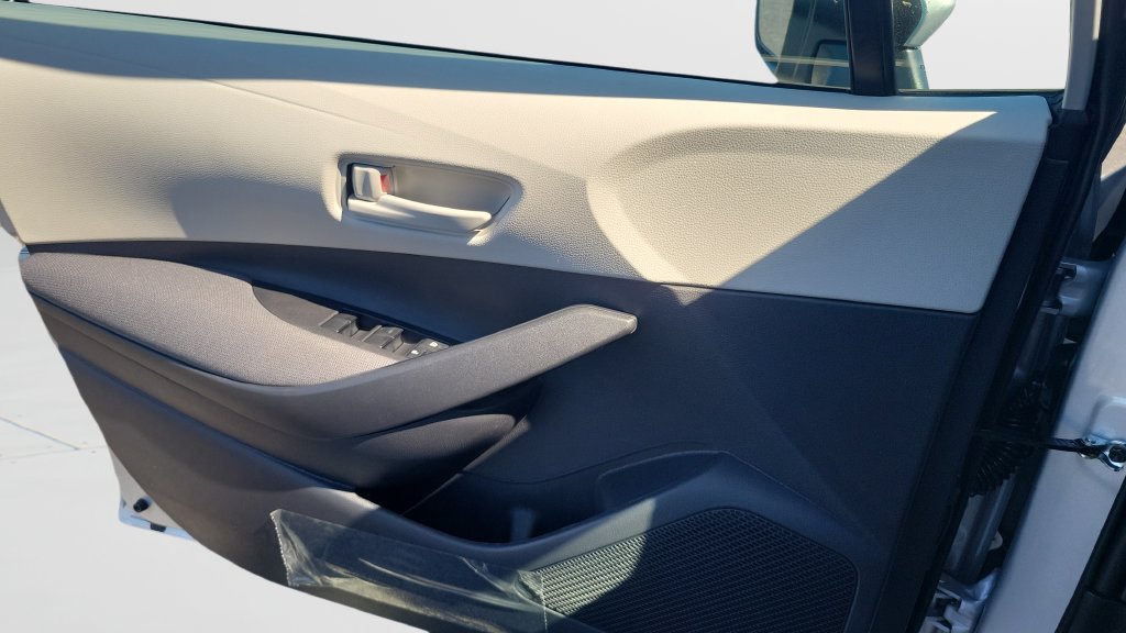 New 2027 Toyota Corolla LE w/ LE Premium Package FWD image 17