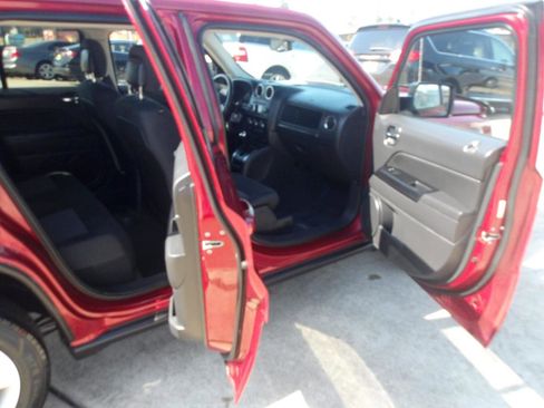 Used 2014 Jeep Patriot Latitude image 6