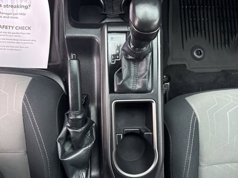 Used 2023 Toyota Tacoma TRD Off-Road image 23