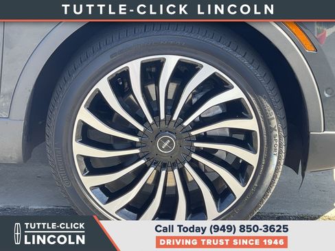 Certified 2023 Lincoln Nautilus Black Label w/ Class II Trailer Tow Package AWD/4WD image 10