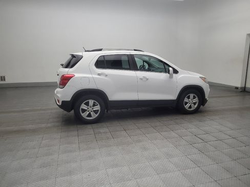 Used 2020 Chevrolet Trax LT w/ LT Convenience Package FWD image 10
