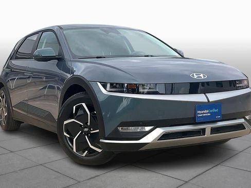 Certified 2024 Hyundai Ioniq 5 SEL image 2