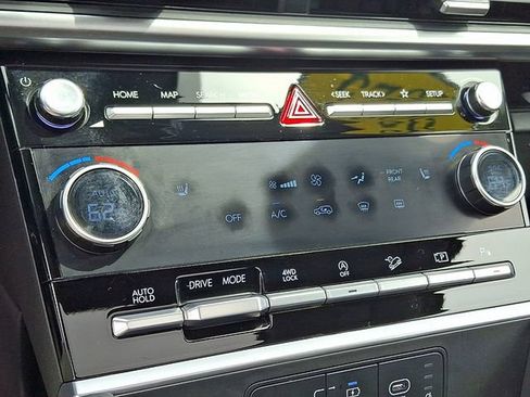 Used 2025 Hyundai Santa Fe XRT AWD/4WD image 17