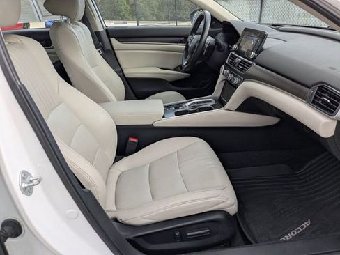 Used 2021 Honda Accord Touring image 40