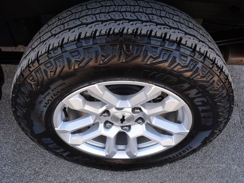 Used 2022 Chevrolet Silverado 1500 RST image 25