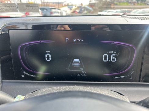 Certified 2024 Kia Seltos LX image 17