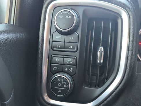 Used 2022 Chevrolet Silverado 1500 RST w/ Rally Edition AWD/4WD image 18
