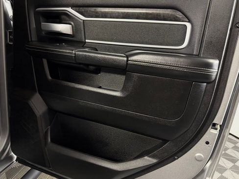 Used 2019 RAM 2500 Big Horn image 27