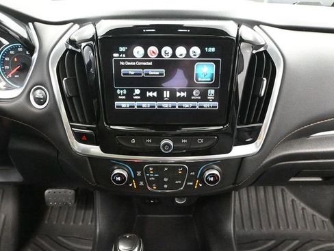 Used 2019 Chevrolet Traverse RS w/ LPO, Floor Liner Package image 32